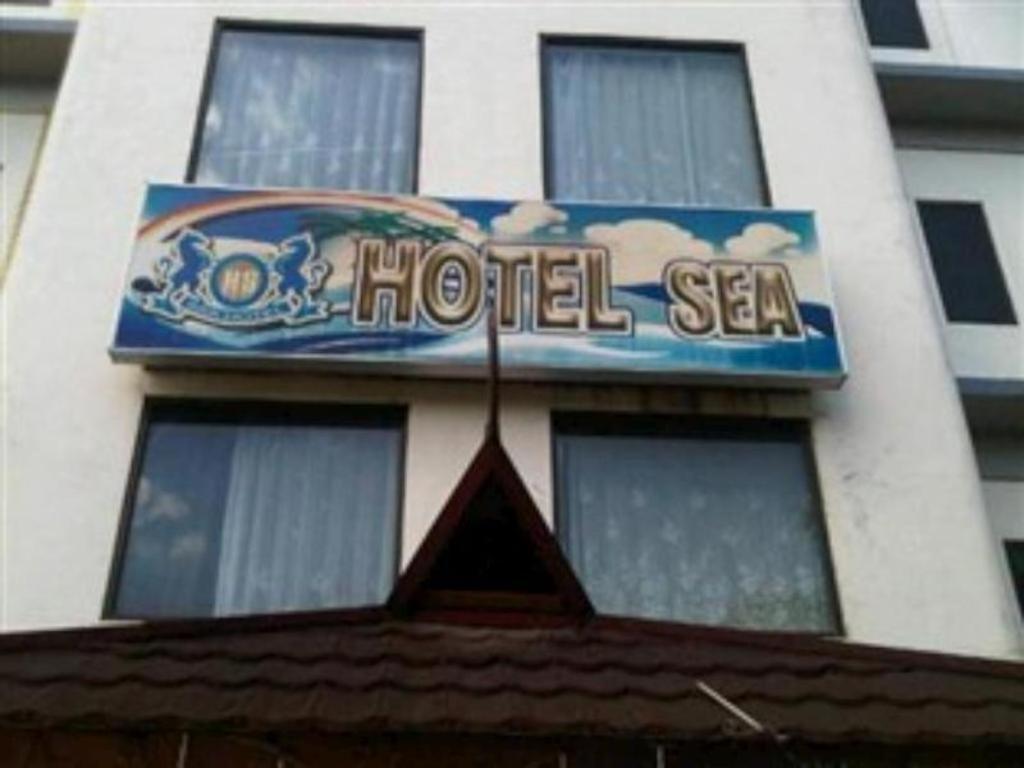 滨海酒店 安汶 外观 照片